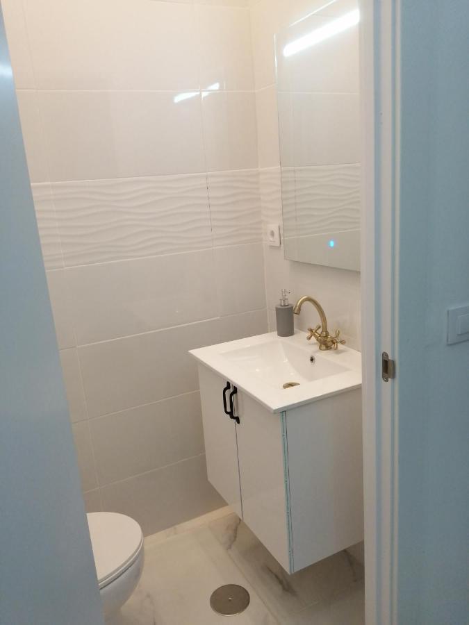 Hello Home Feria Madrid Room photo